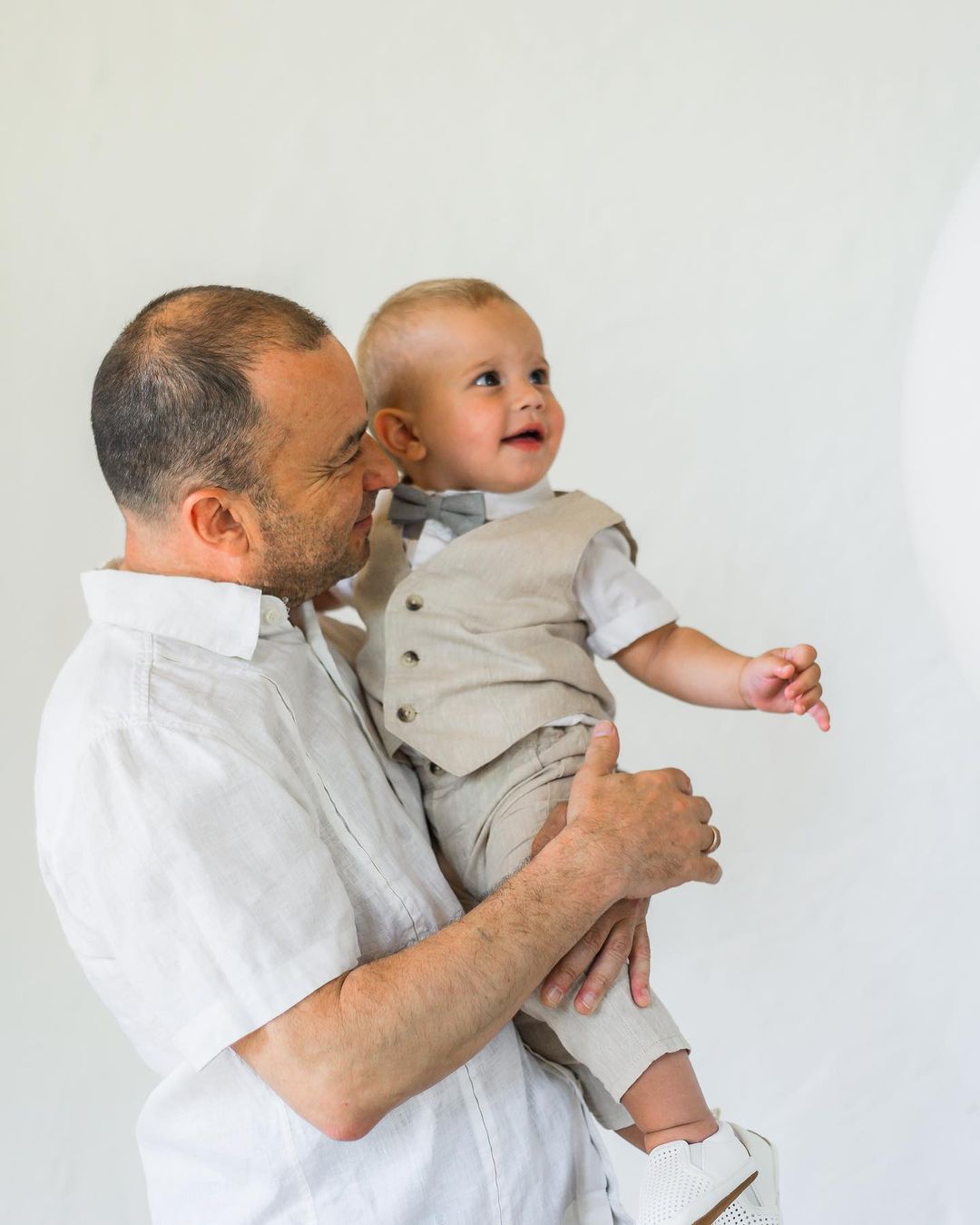 Павлік та Репяхова відсвяткували перший день народження сина: милі фото