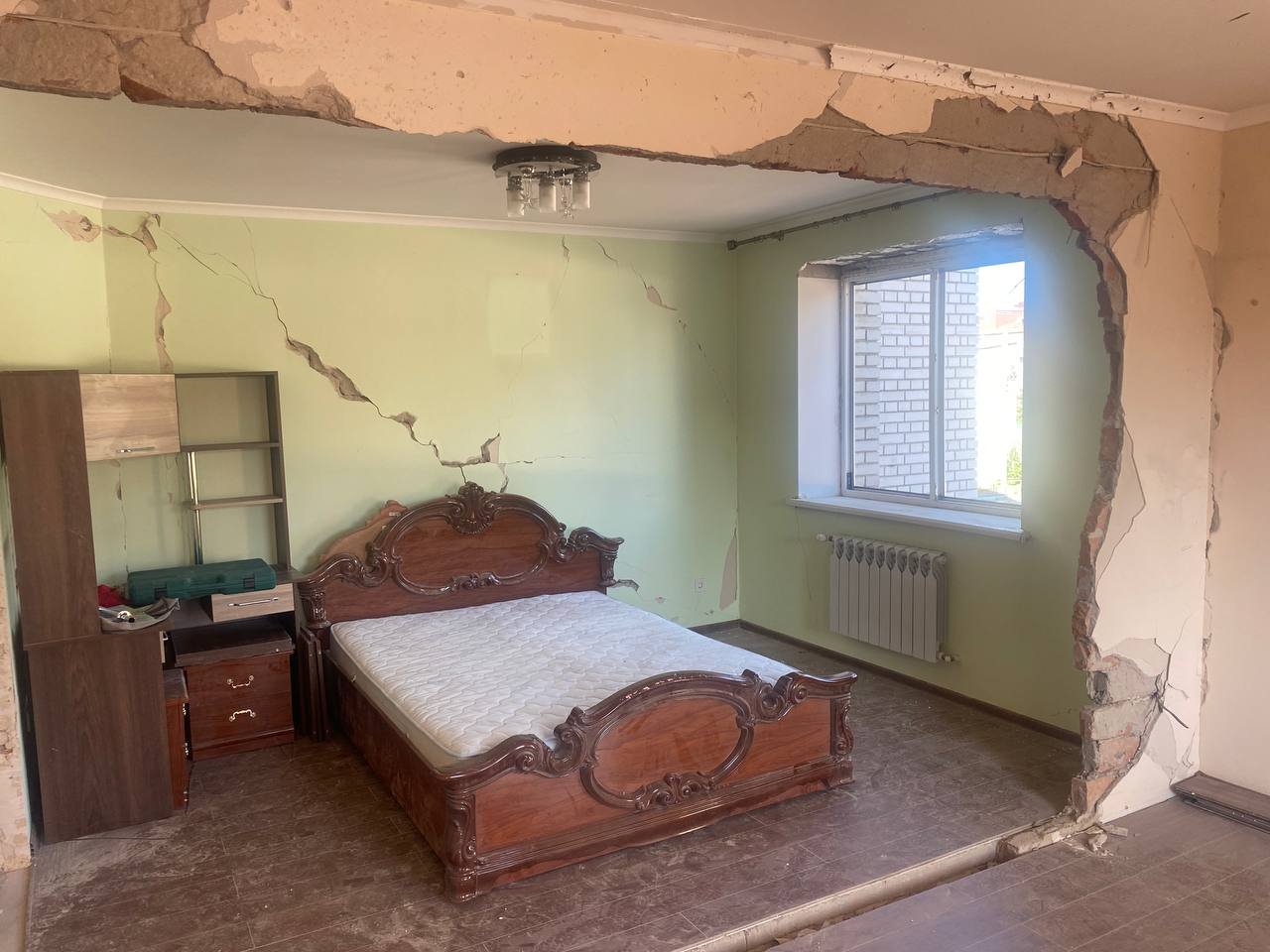 Мама, це реальність? Сім'я з Харкова втекла від війни на захід і там потрапила під ракетний обстріл