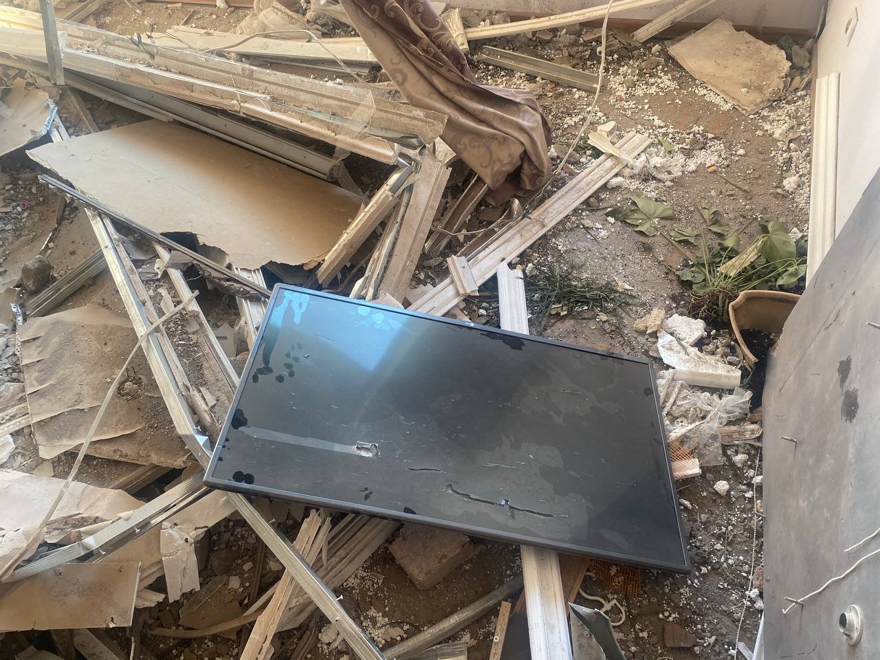 Мама, це реальність? Сім'я з Харкова втекла від війни на захід і там потрапила під ракетний обстріл