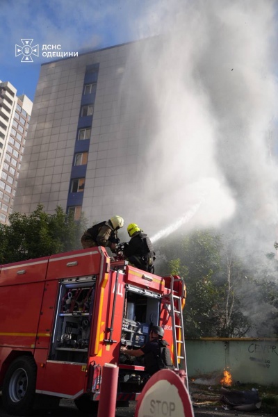 Double strike: Rescuers show aftermath of Russian attack on central Odesa