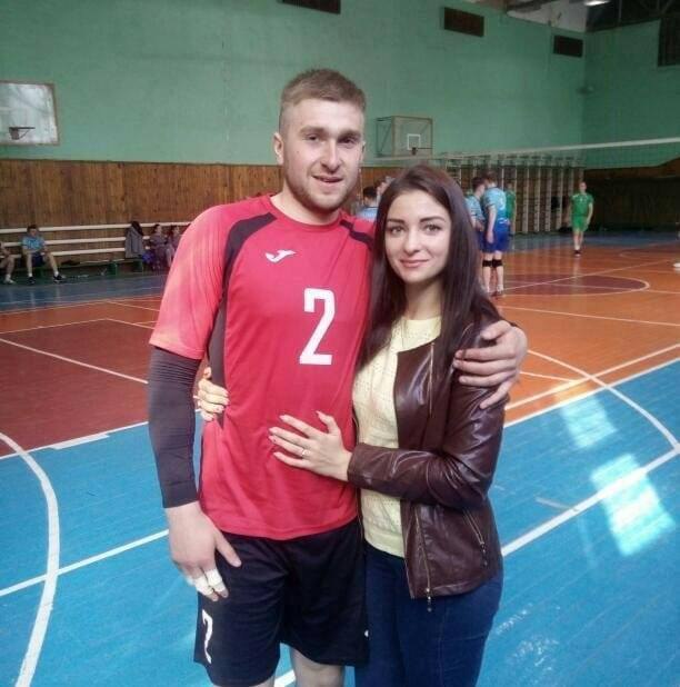 &quot;Діти в руках, речі в зубах&quot;: історія багатодітної сім'ї з чотирма близнятами