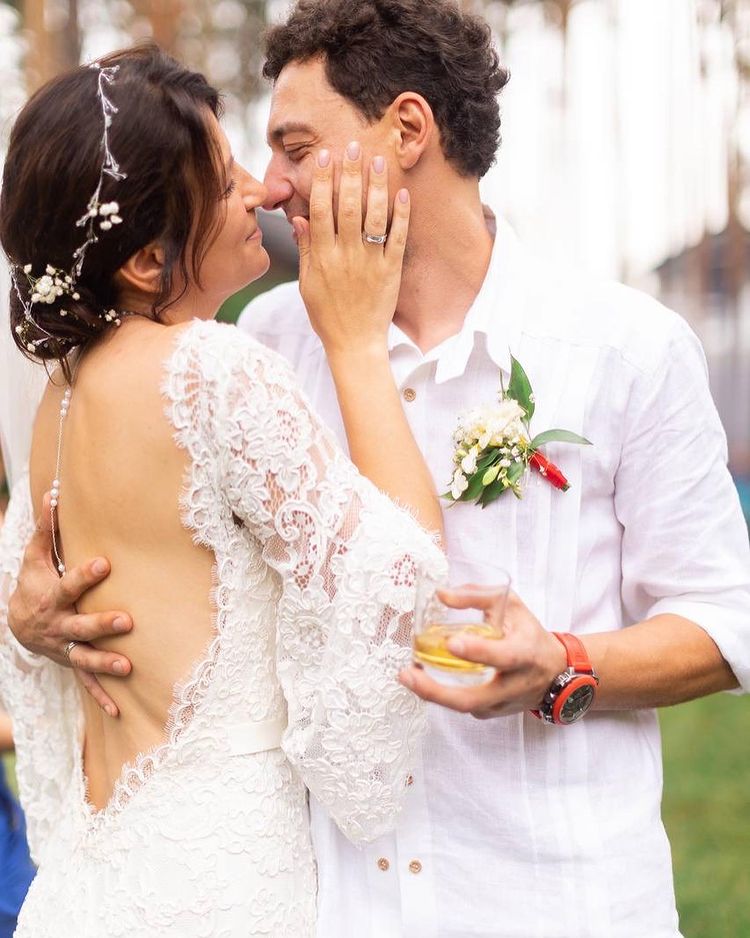 Кохана автора "Орла і решки" зворушила дописом про їхнє весілля: "навесні я стала сиротою, влітку - дружиною"