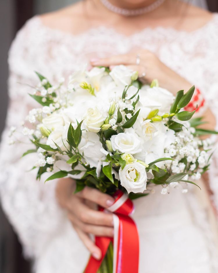 Кохана автора "Орла і решки" зворушила дописом про їхнє весілля: "навесні я стала сиротою, влітку - дружиною"