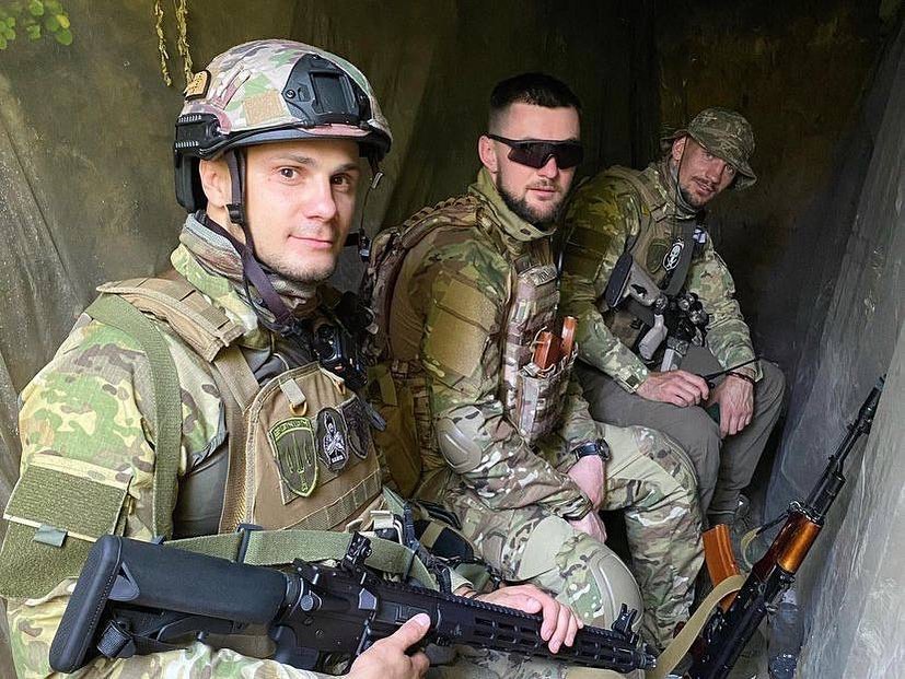 Зірки в окопах. Ці артисти проміняли шоу-бізнес на службу в ЗСУ