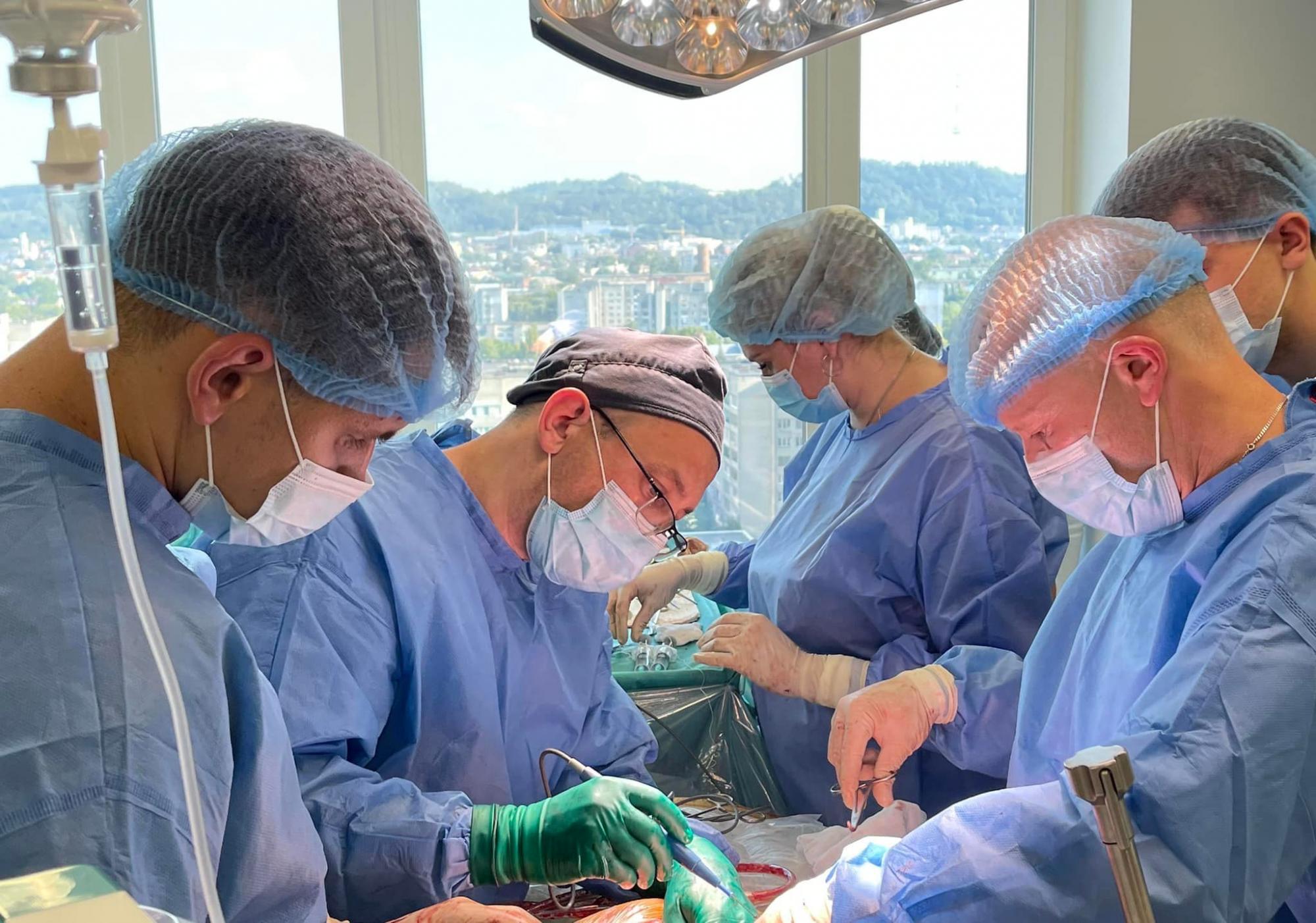 У Львові 29-річний донор врятував життя чотирьох людей: серед них є дитина