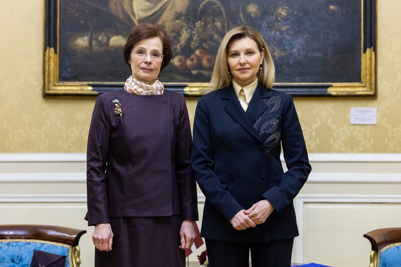 30 лучших образов Елены Зеленской за 2023 год