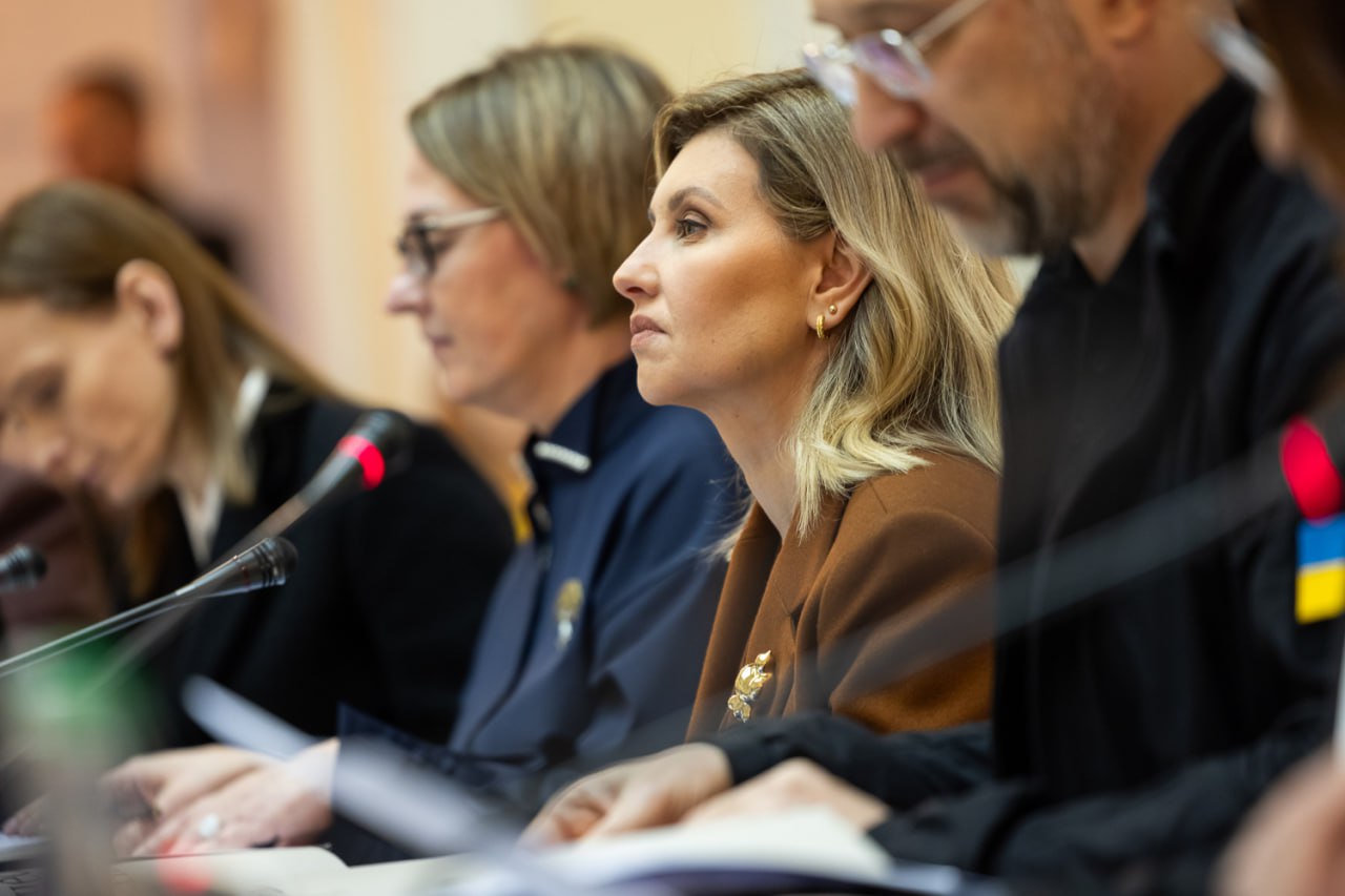 Елена Зеленская в элегантном наряде показала новую символическую брошь