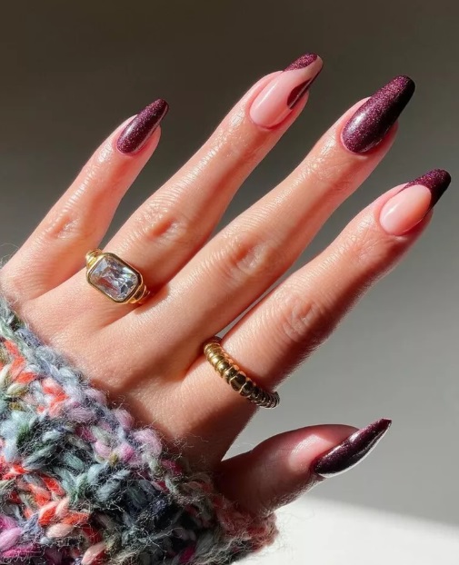 Трендовый маникюр на осень: 7 идей стильного &quot;френча&quot; с яркими кончиками