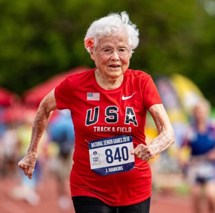 Її називали &quot;Ураган&quot;. 108-річна бігунка поділилася своїм &quot;чарівним&quot; секретом довголіття