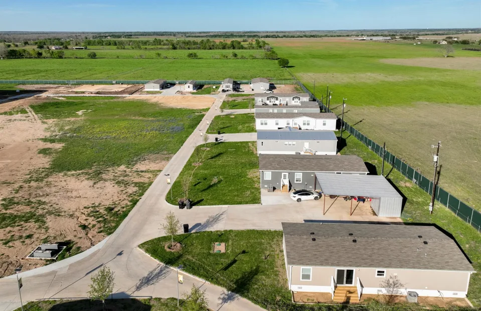 6 городов будущего, которые строят 5 самых богатых людей на планете