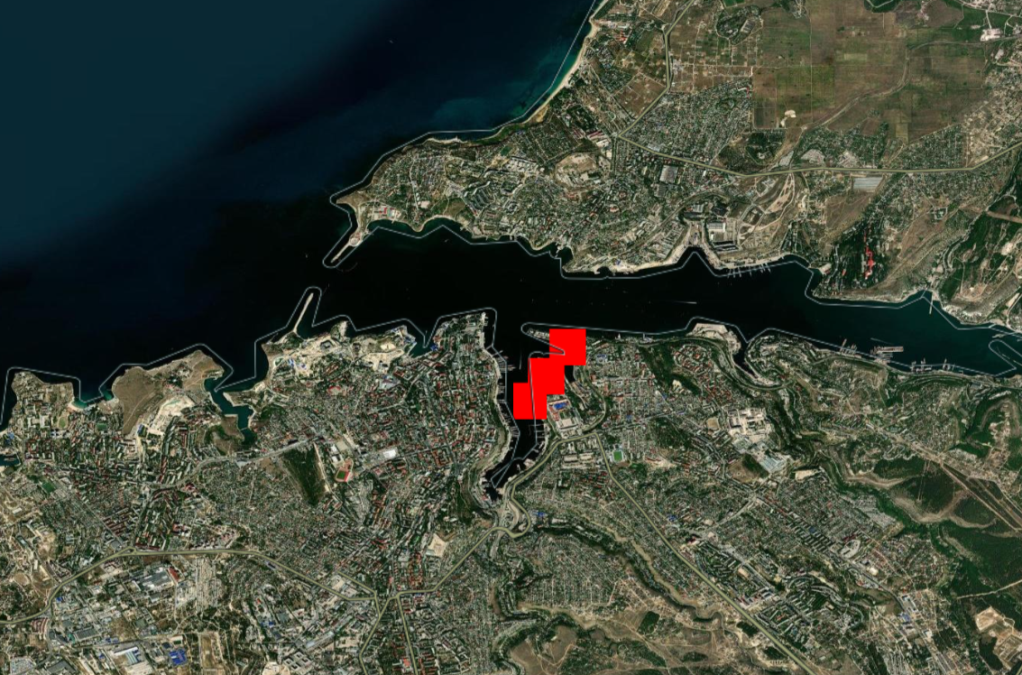 Супутники NASA зафіксували масштабну пожежу після удару по Севастополю