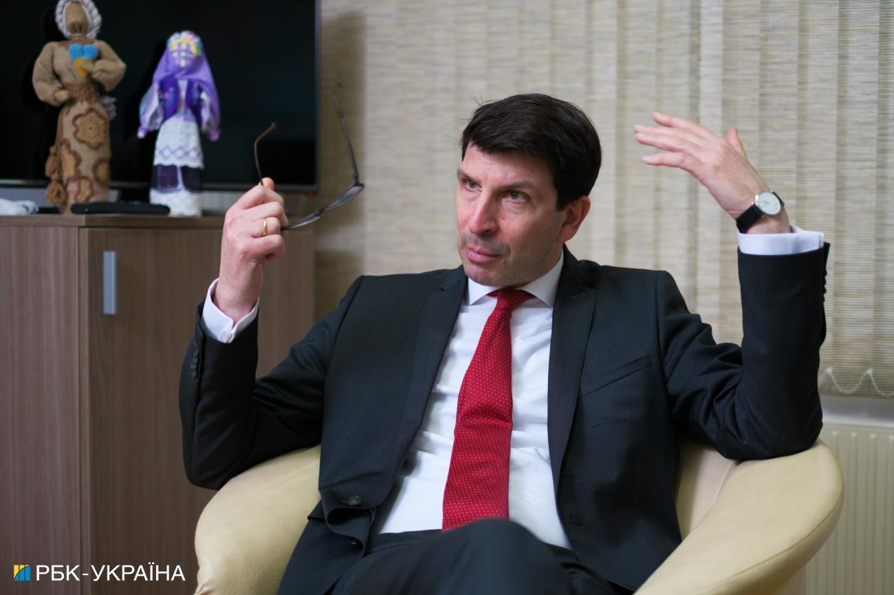 Посол Австрии Арад Бенкьо: Мирные переговоры не должны происходить за спиной Украины