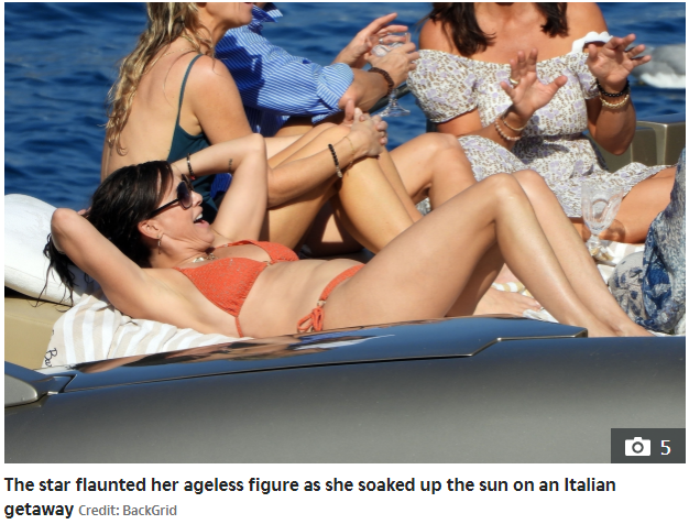 48-річна поп-діва, яка знімала кліп у Києві, захоплює природною красою без макіяжу у бікіні (фото)