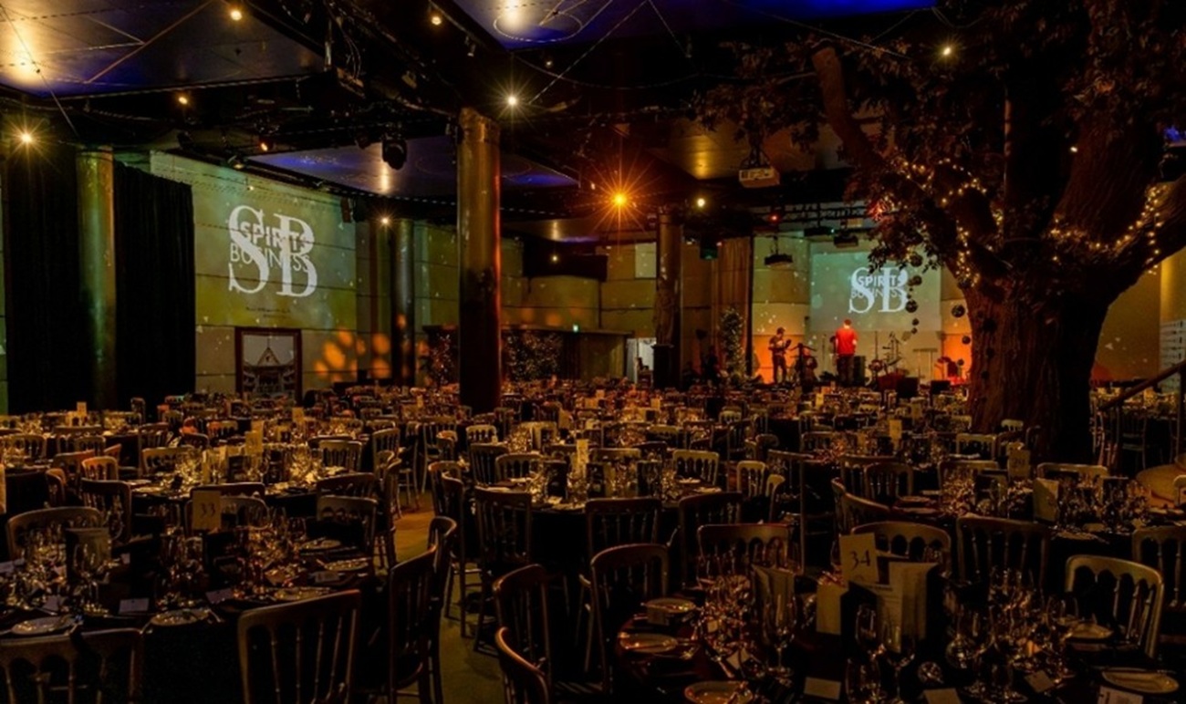 Коньяк AZNAURI №1 "Brand of the Year" - згідно з премією Spirits Business Awards у Лондоні