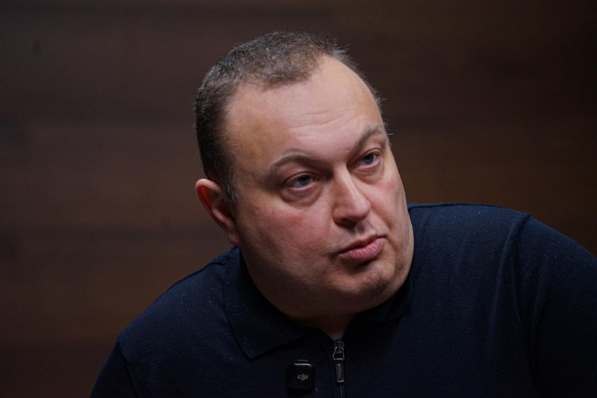 Обстрелы не склоняют украинцев к переговорам с Россией: интервью с социологом Антиповичем