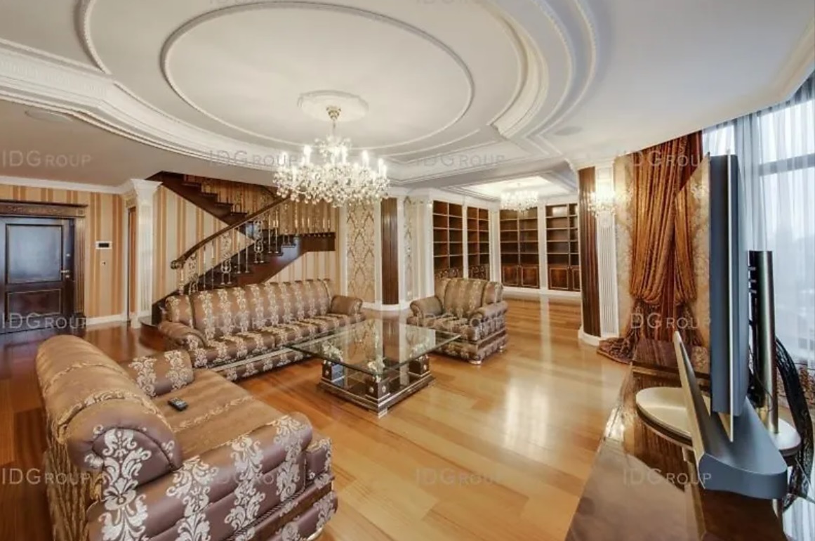 У Києві продають квартиру за 180 мільйонів гривень: як вона виглядає (фото)