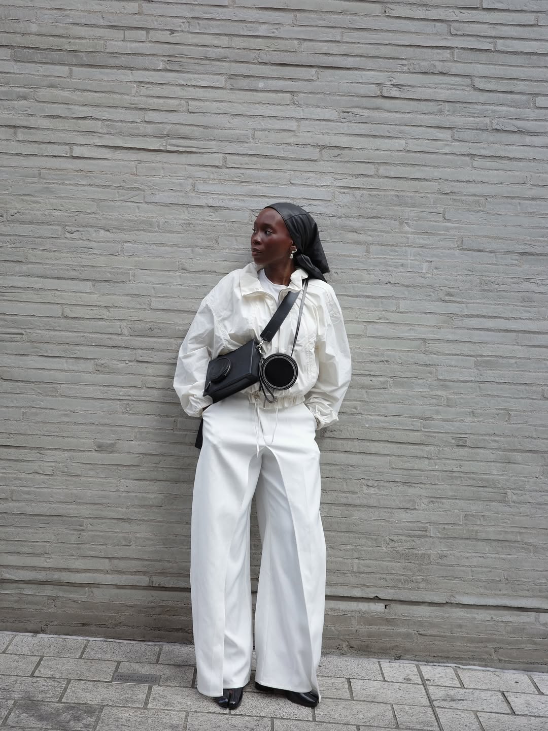 Що носити замість класичного тренча: трендові варіанти на весну 2026