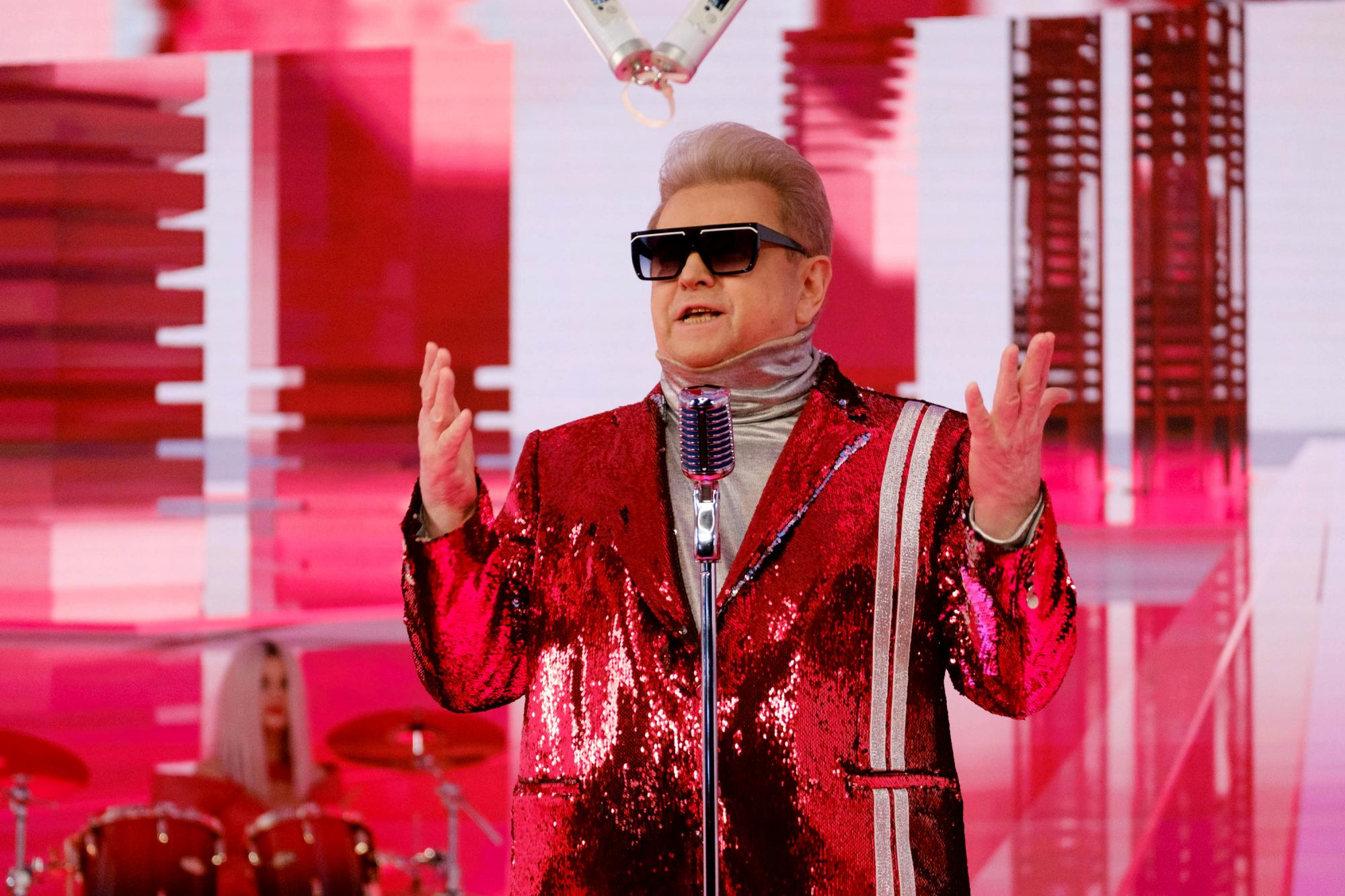 "Щастя є": Поплавський представив свою життєву філософію у новому кліпі