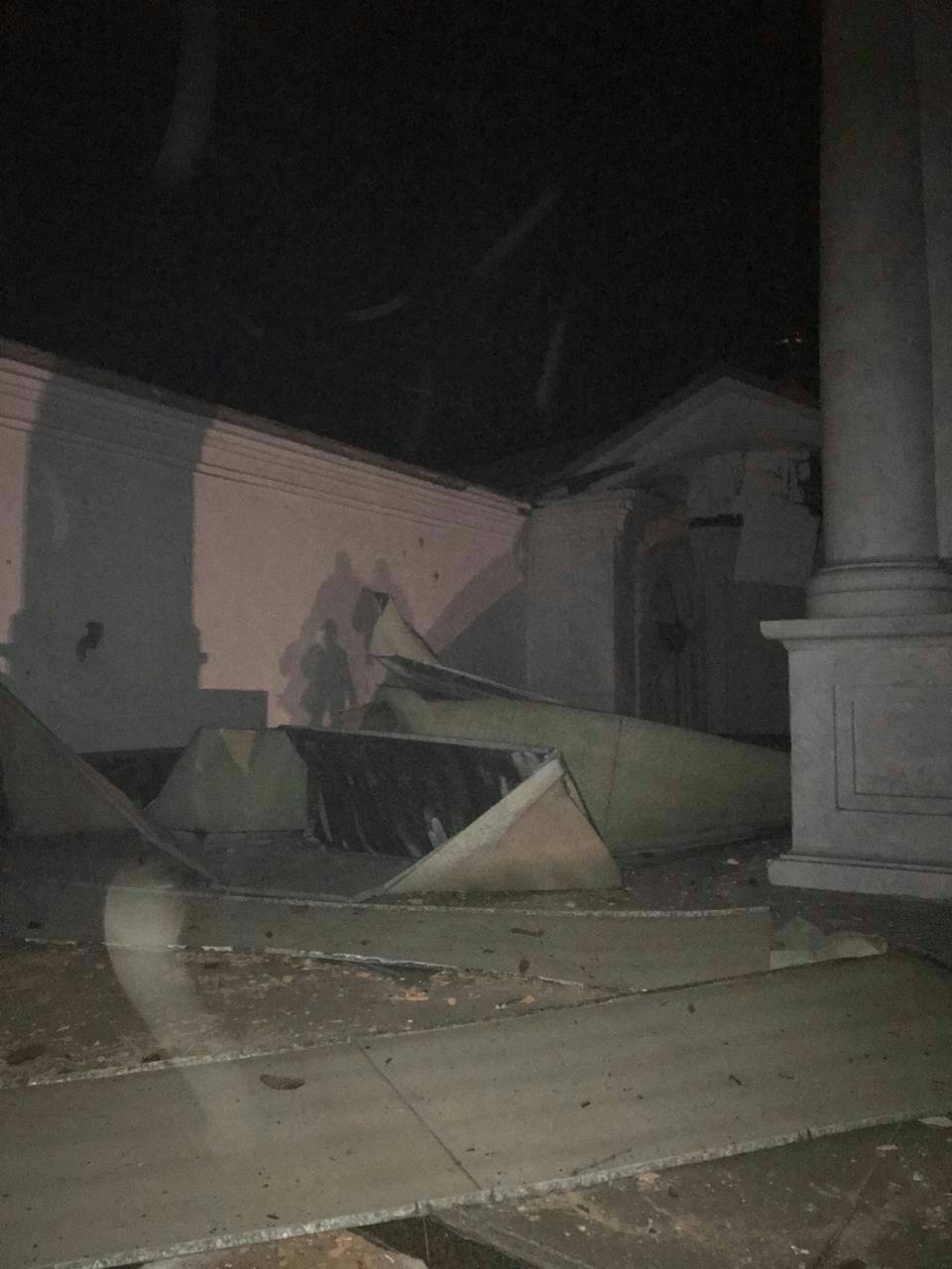 Оккупанты обстреляли Святогорскую лавру в Донецкой области