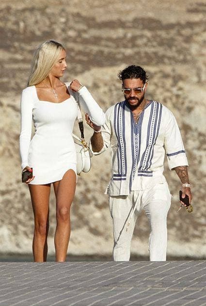 Репера Тіматі помітили в Греції з українською моделлю