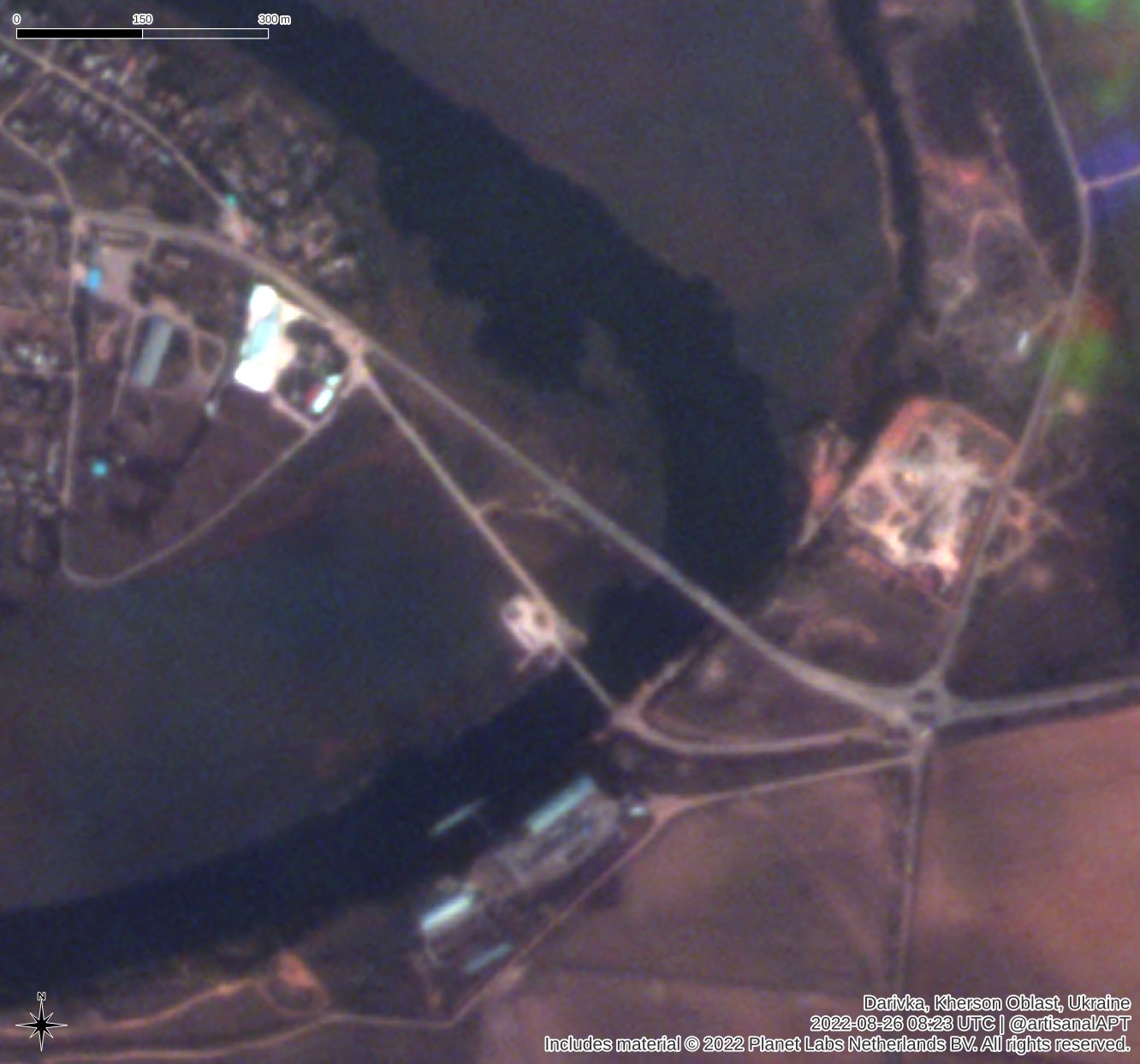 Супутник зафіксував наслідки нових ударів ЗСУ по Антонівському мосту