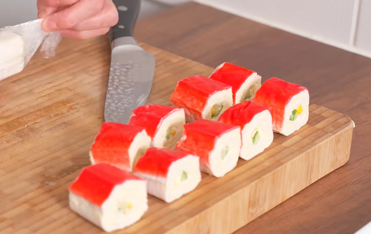 Вкуснее салата "из крабовых палочек": невероятная закуска за 5 минут