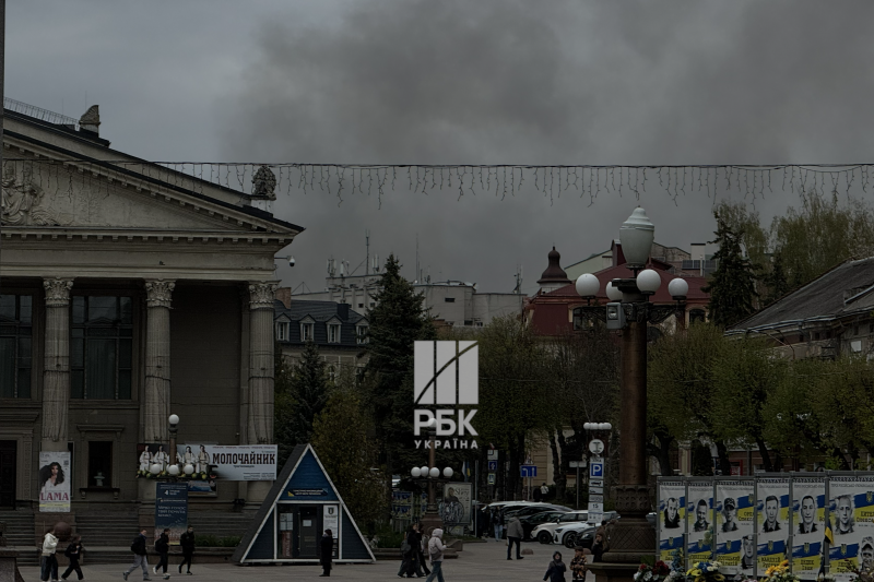 Russian drones hit western Ukrainian city Ternopil, explosions reported