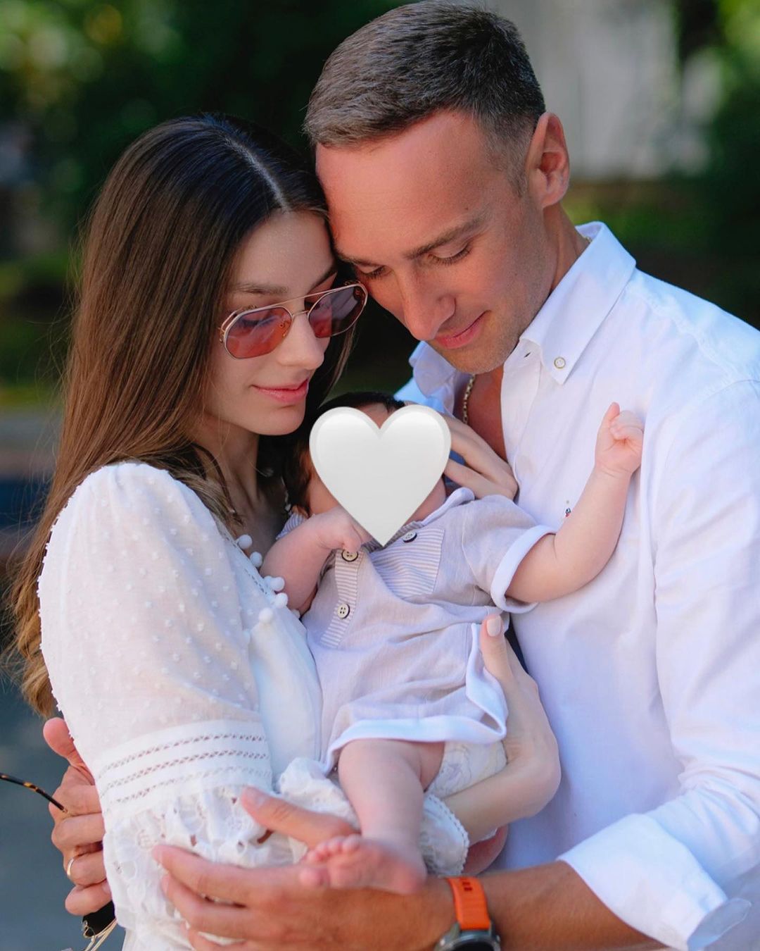 Бывший &quot;Холостяк&quot; Иракли Макацария и его красавица-жена рассекретили пол второго ребенка (видео)