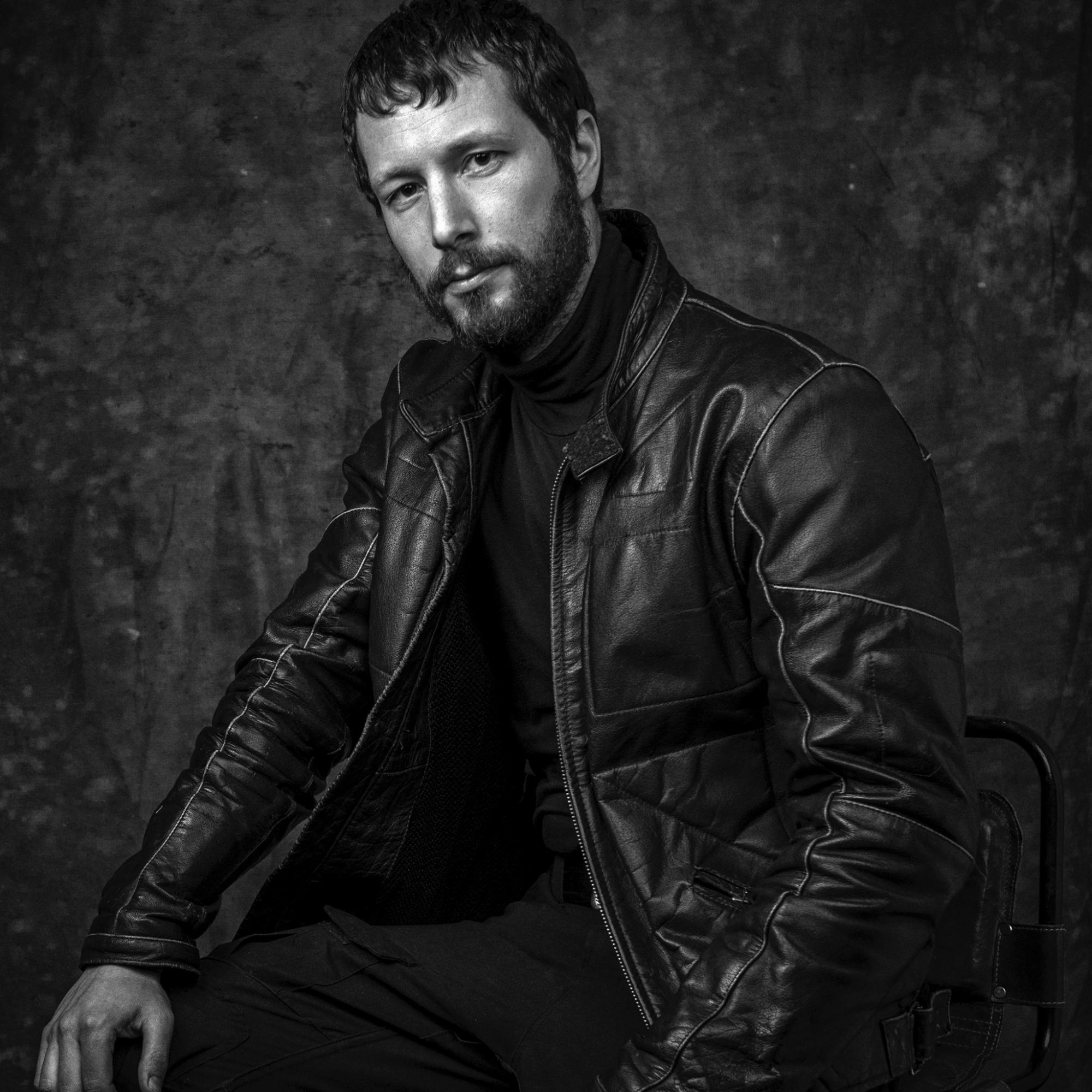 Что известно о режиссере &quot;20 дней в Мариуполе&quot; Мстиславе Чернове, фильм которого получил Оскар 2024