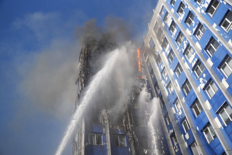 Double strike: Rescuers show aftermath of Russian attack on central Odesa