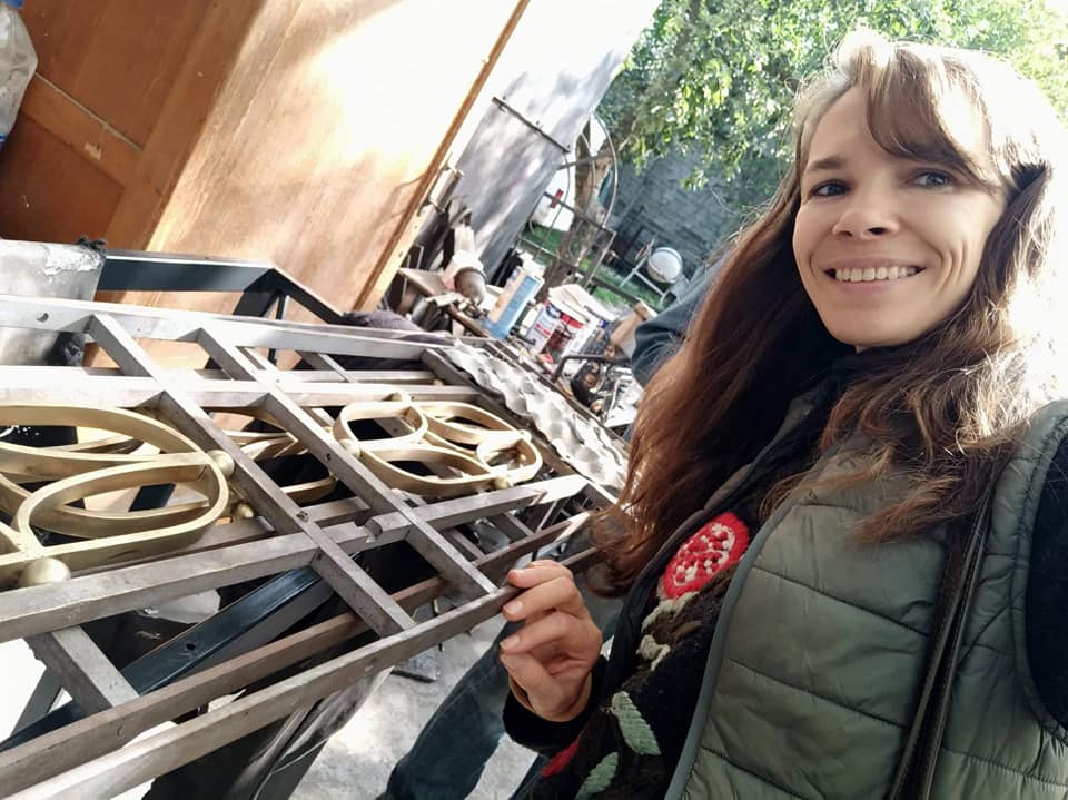 &quot;Мы восстанавливаем память&quot;. Как франковчанка сохраняет историю, реставрируя старинные двери