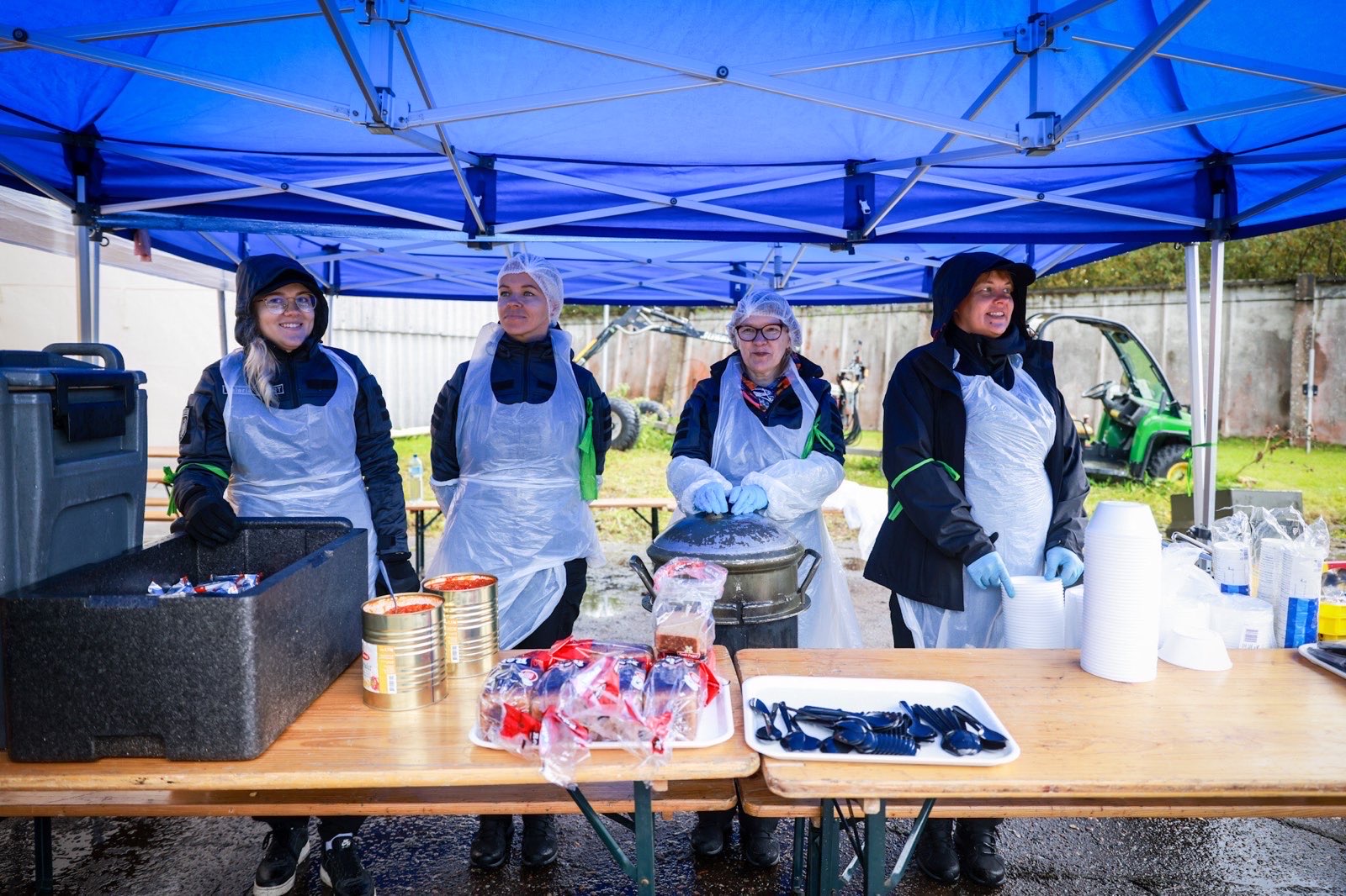 Очереди на несколько дней. На границе Эстонии увеличилось число украинских беженцев