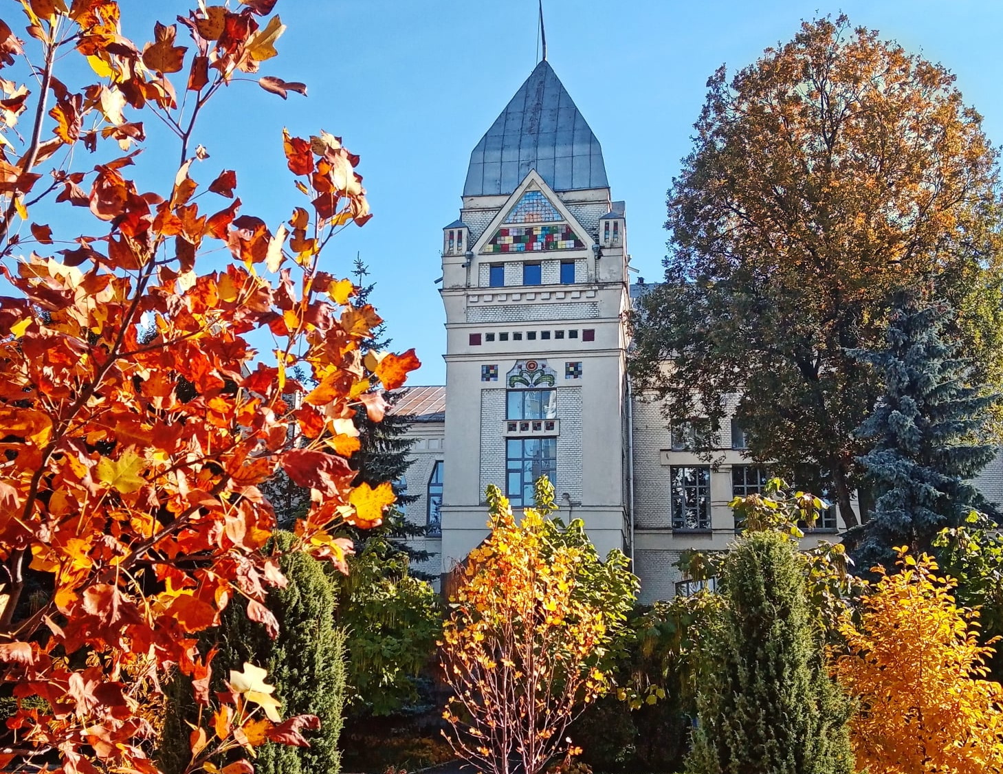 Магія осіннього Чернігова. Найкращі локації для знайомства з містом