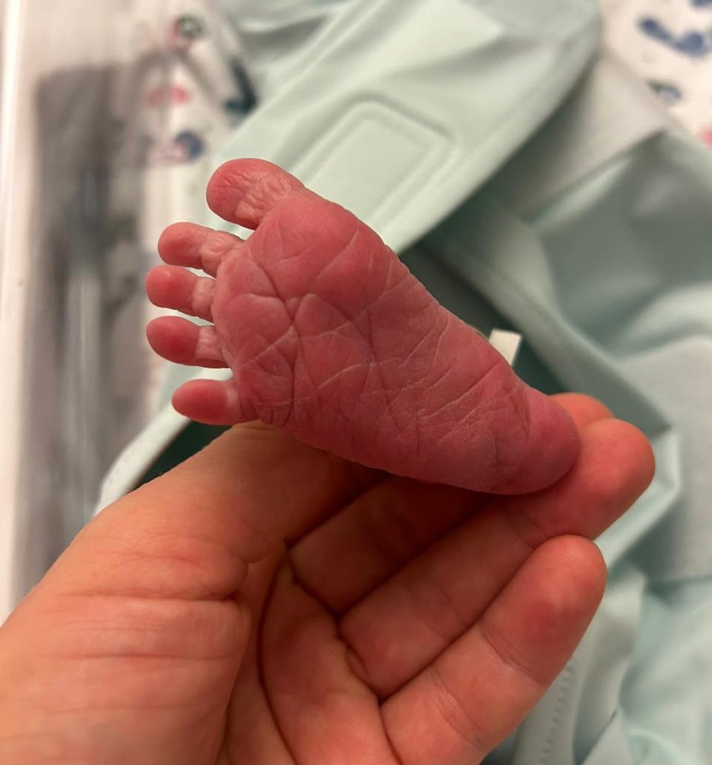 Андрей Бедняков стал отцом во второй раз: первое фото малыша