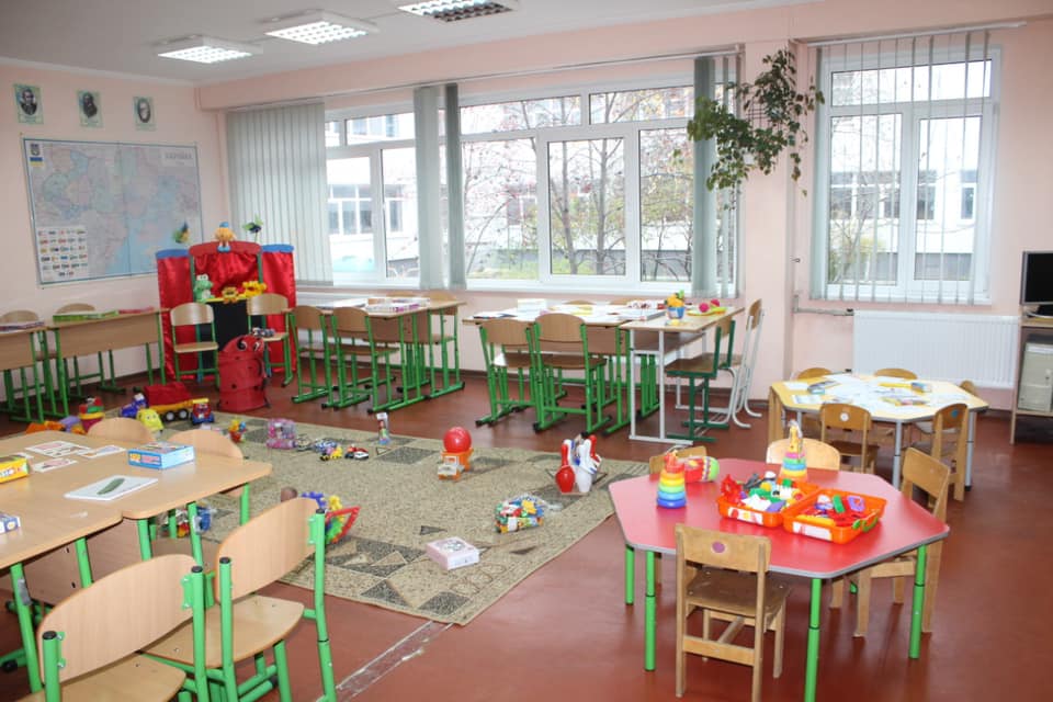 У Києві в школах розміщають пункти обігріву: як вони виглядатимуть (фото)