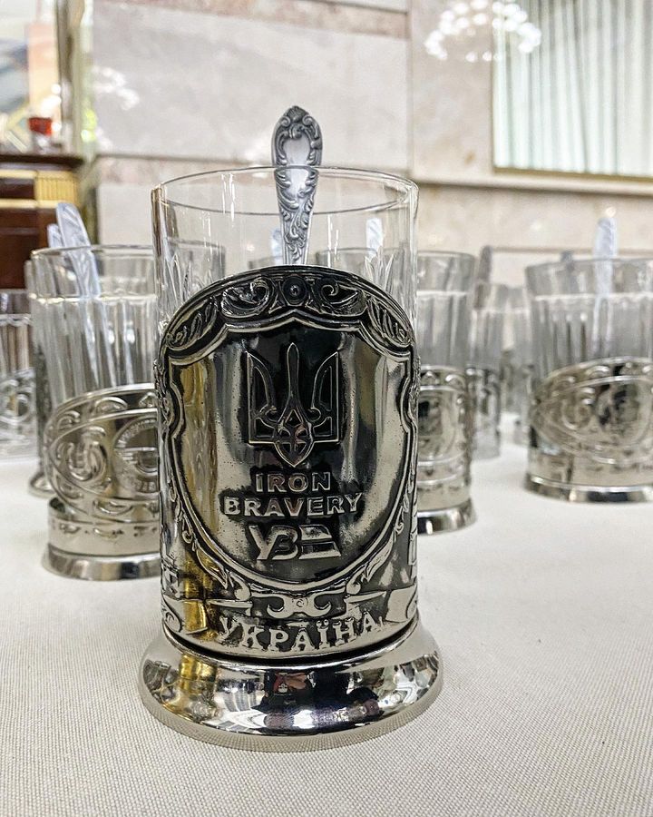 Укрзалізниця поповнила смаколиками меню та повернула &quot;легендарні&quot; аксесуари (фото)