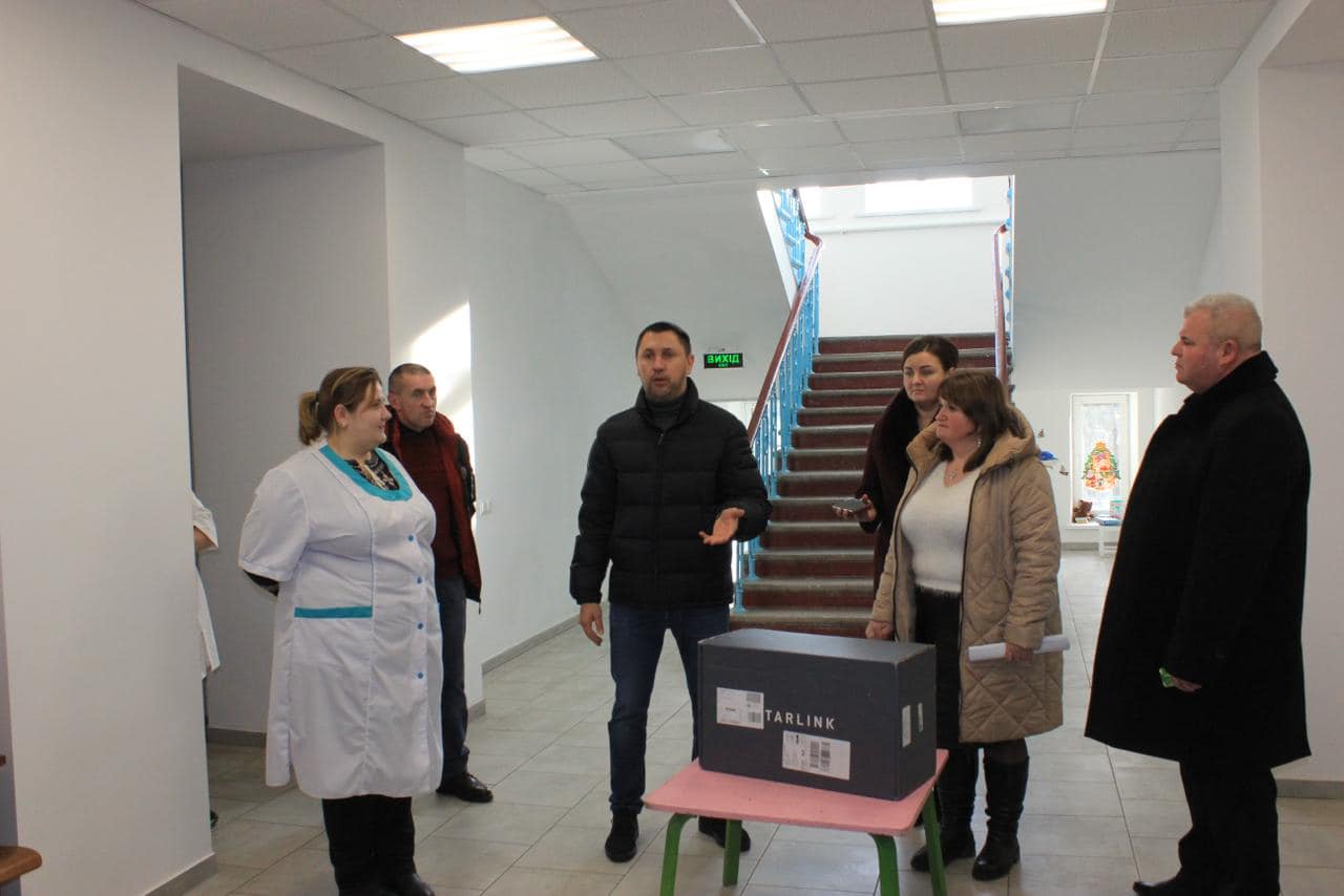 Стріхарський передав Пункту незламності в Черкаській області Starlink