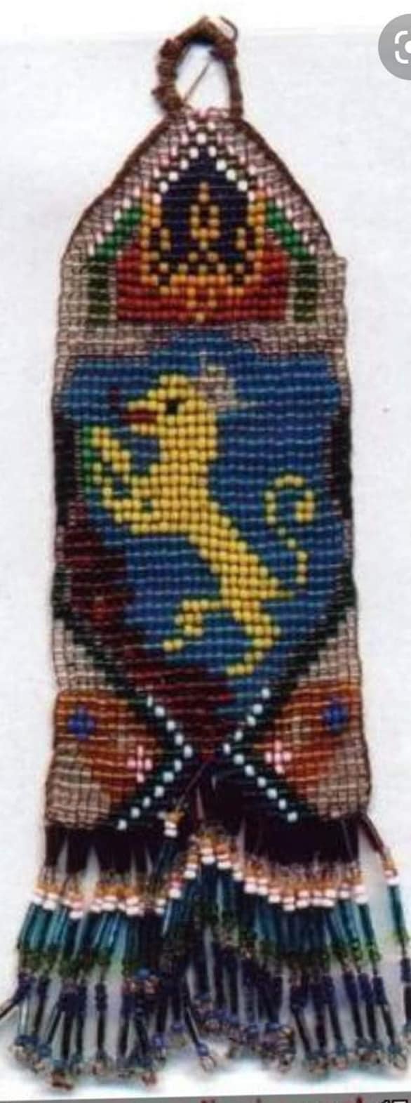 Показали обереги, которые дарили украинским военным в начале XX века (фото)