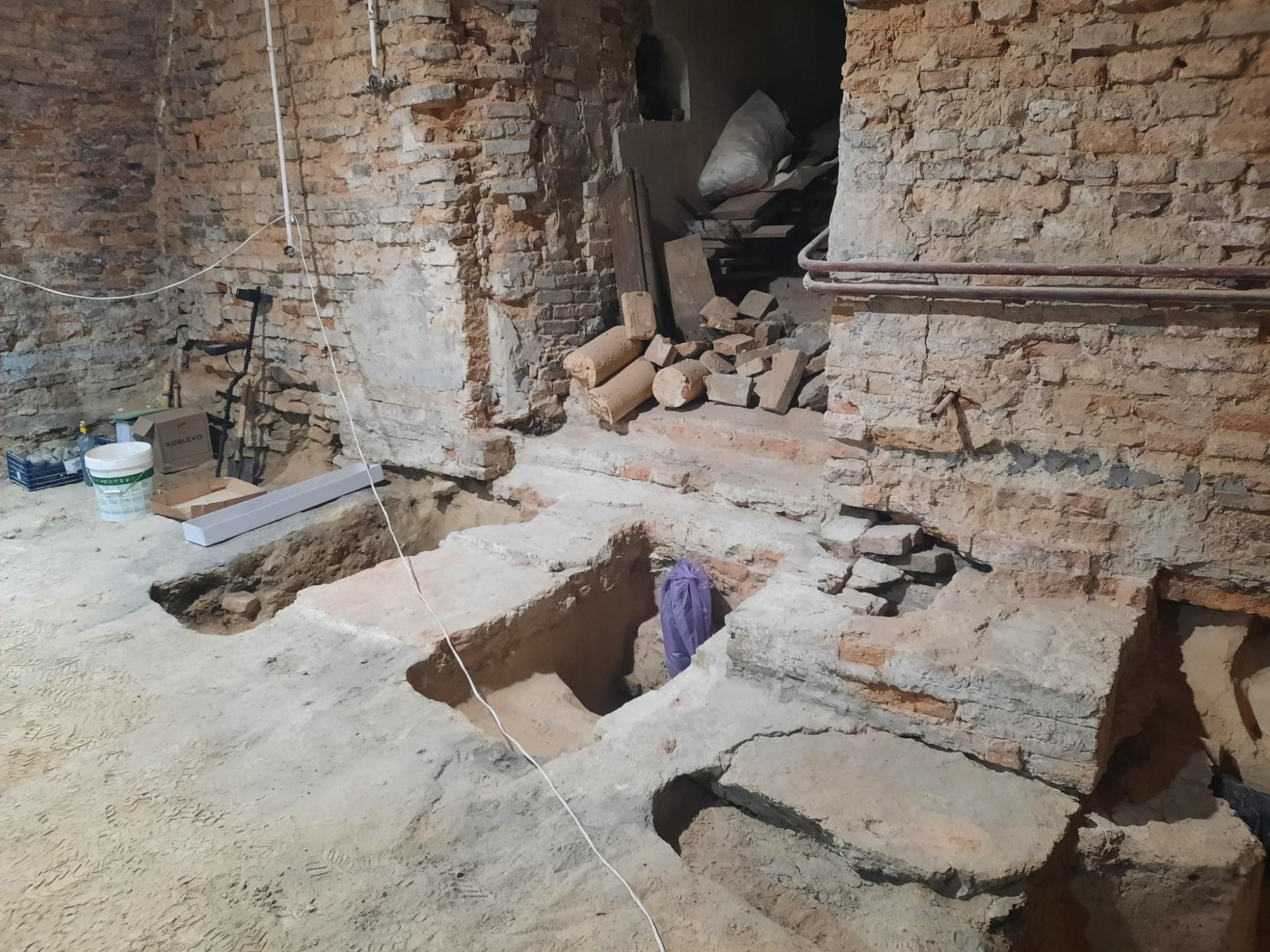 Клондайк для ученых: на территории Софии Киевской нашли загадочные подземные ходы (фото)