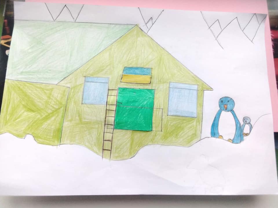 Полярники показали поздравления от школьников из оккупированного Энергодара: вот что пишут дети