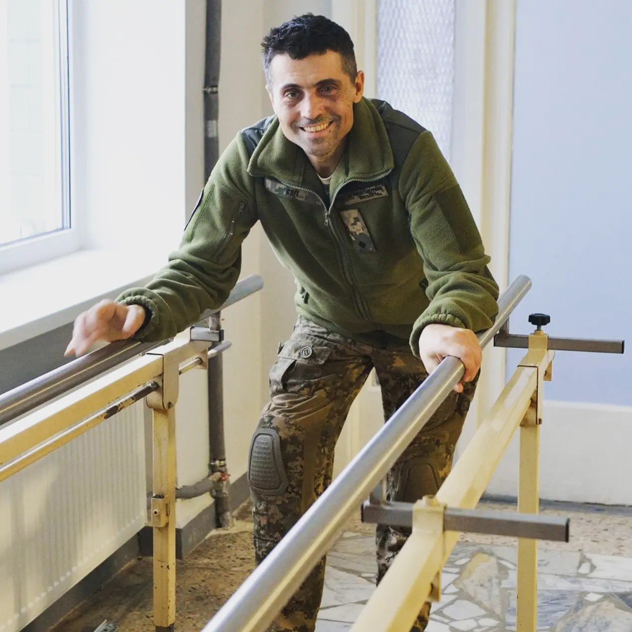 Актор і військовий Дмитро Лінартович: Росіяни - нація, яка сама себе пожирає