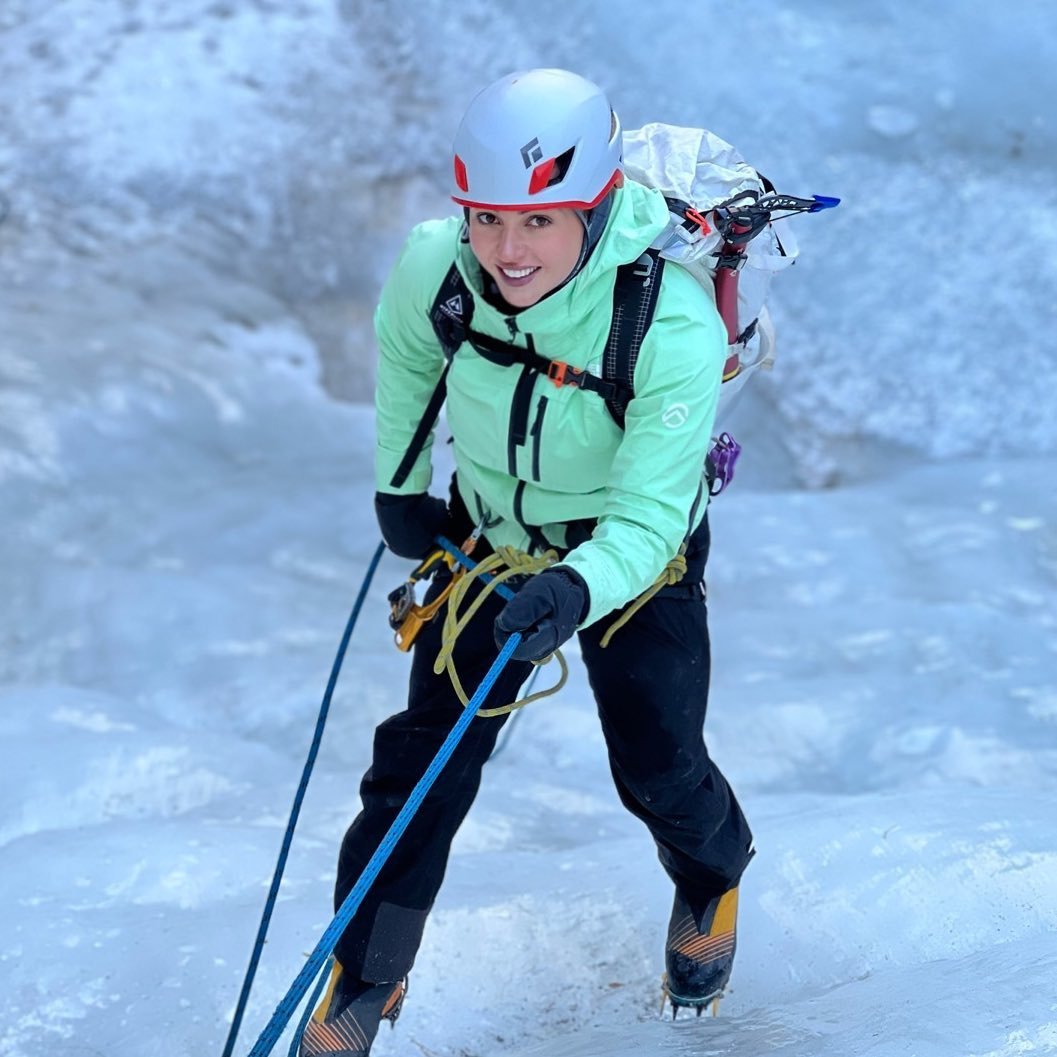 Українка піднялася на Еверест лише через місяць після підкорення смертоносної Аннапурни