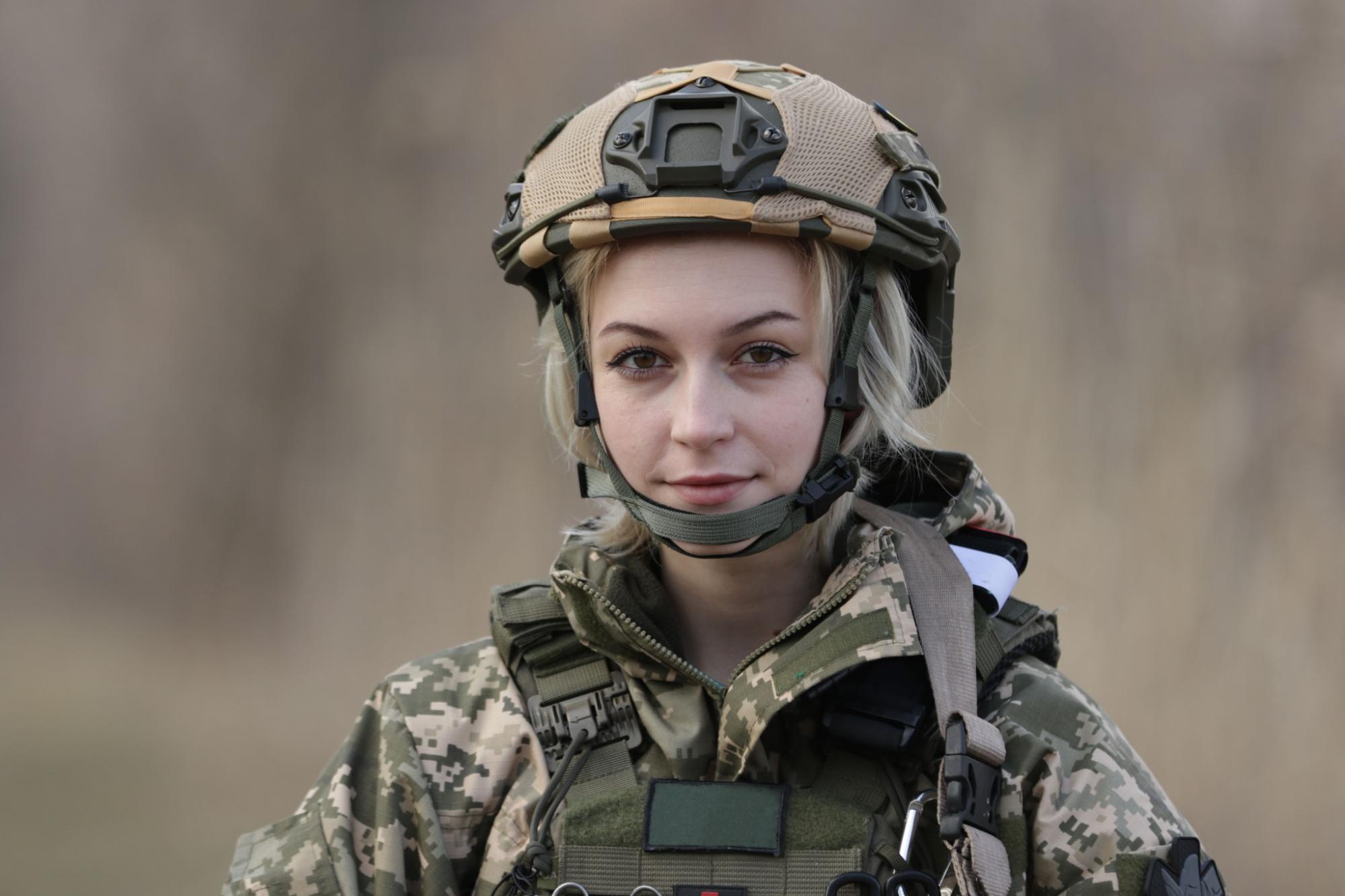 &quot;Без вас нам было бы сложно&quot;: военные-штурмовики трогательно поздравили украинок с 8 марта