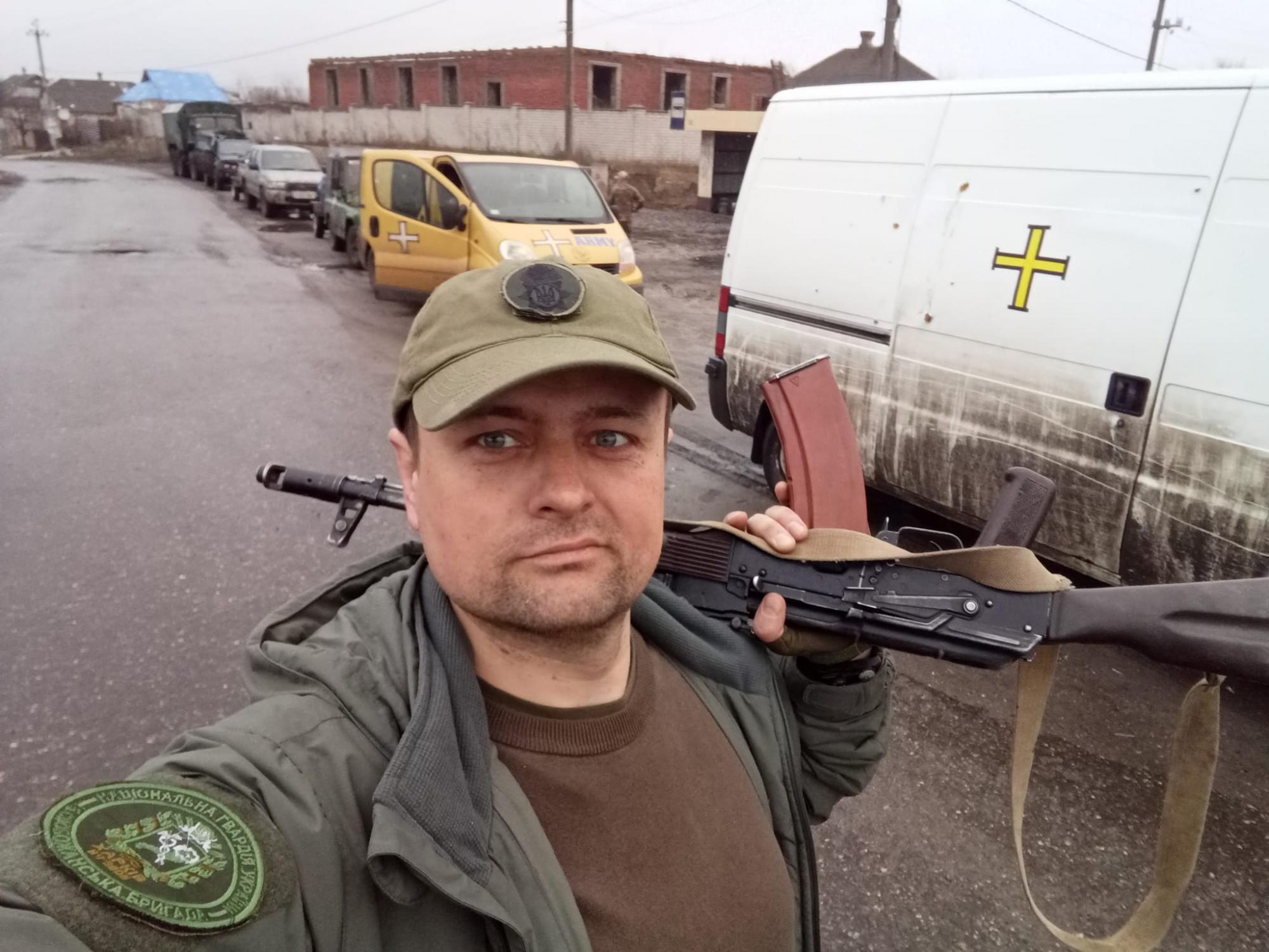 Загинув відомий харківський художник і скульптор Антон Дербілов. Без батька залишилося 3 доньки