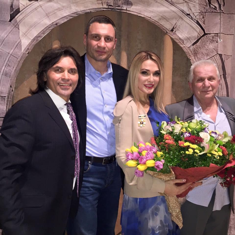 Анекдот-клуб &quot;Золотий Гусак&quot;: де зараз учасники легендарного ТБ-шоу і як вони виглядають