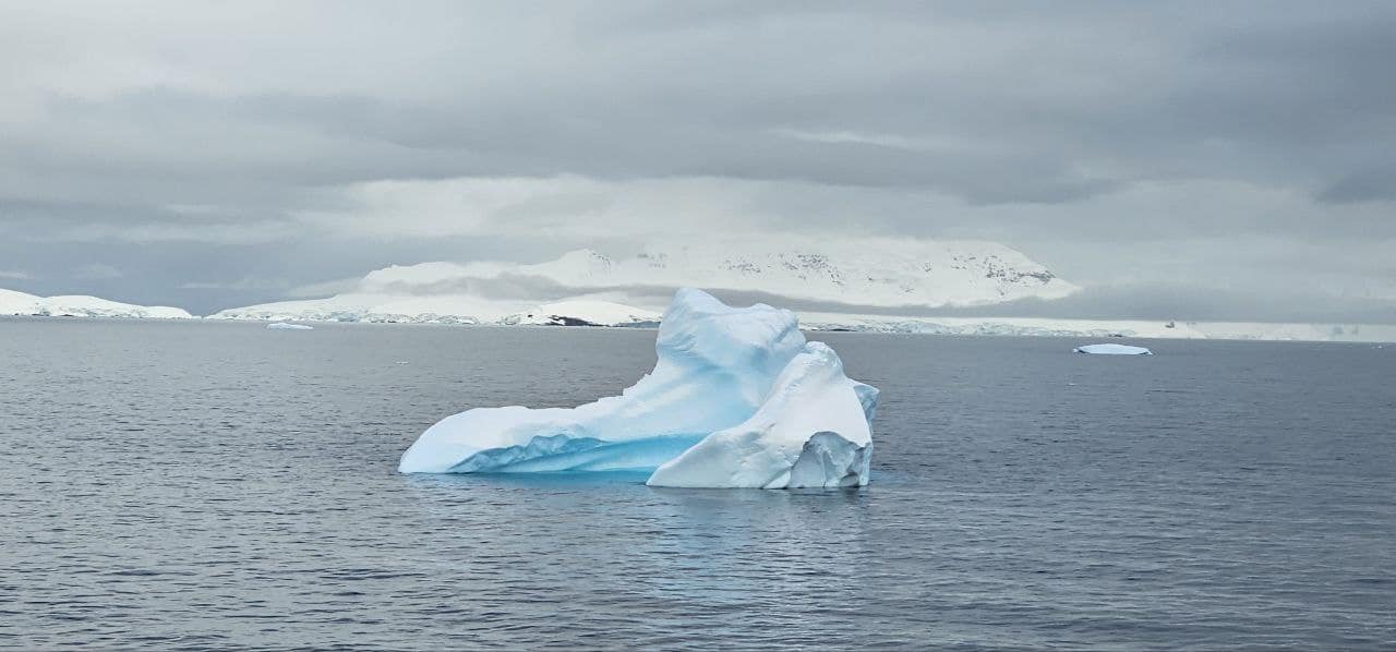 На станцию Вернадского прибыла новая украинская экспедиция: первые фото