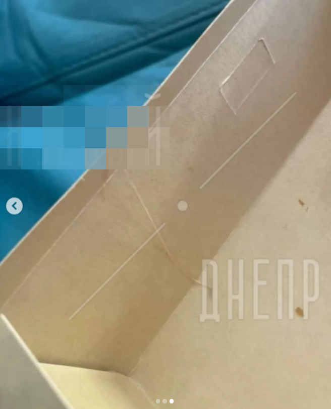 Круасан з &quot;сюрпризом&quot;. У Дніпрі покупці знайшли в їжі черв'яків (фото)