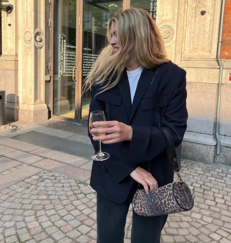 С чем сочетать леопардовый принт осенью 2024 года: идеи стильных образов