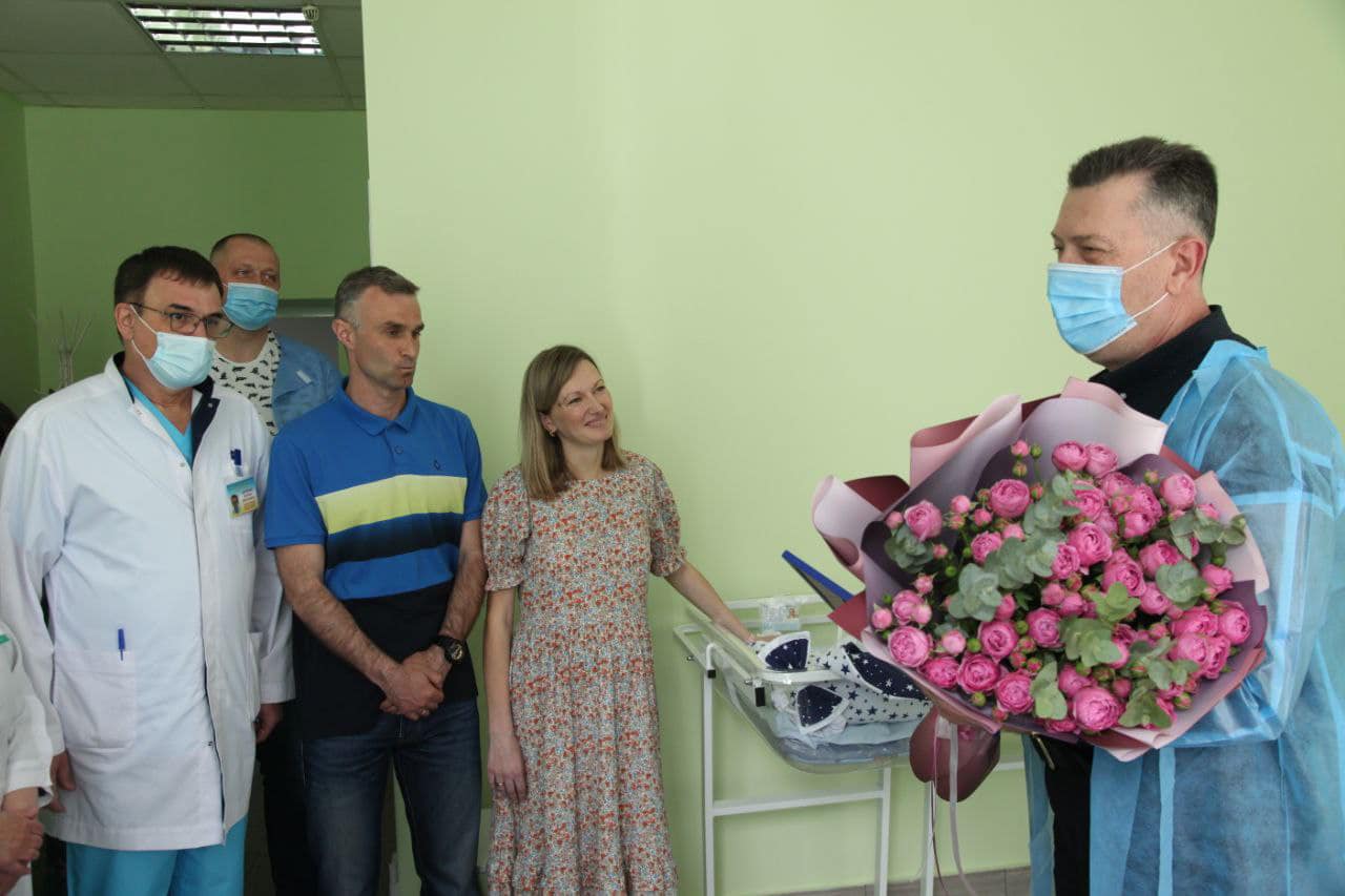 Символ відродження країни: у Дніпрі вперше за довгий час народилась трійня