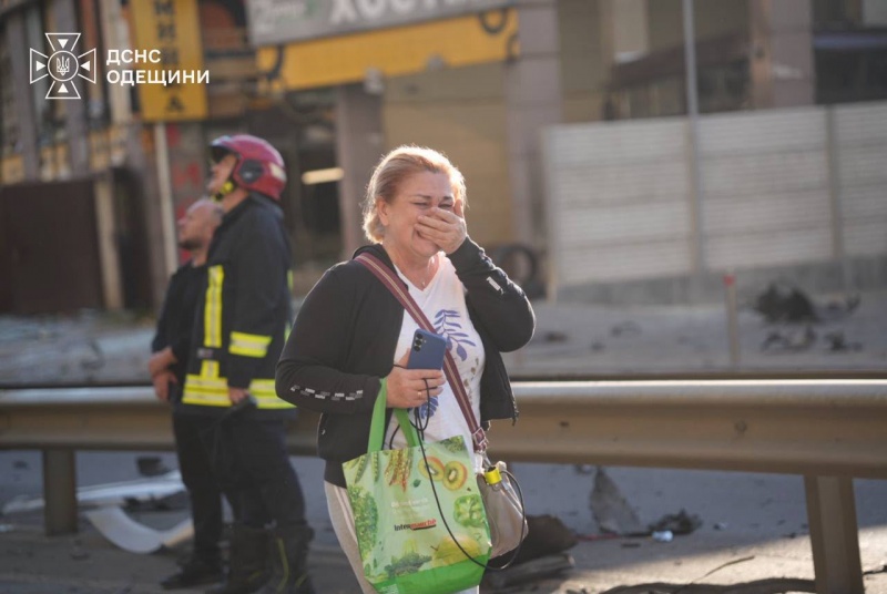 Double strike: Rescuers show aftermath of Russian attack on central Odesa
